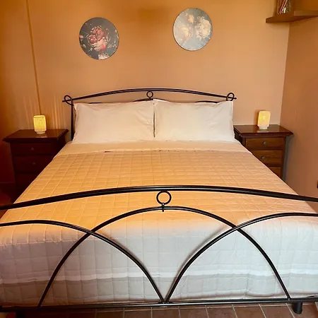 Tiburtina Valley House